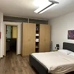 Marias Home In Blloku, Tirana